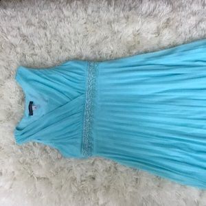 NEW Beautiful aqua colored dress 👗